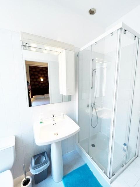 Hotel & Cantine De La Plage Les Sables-d'Olonne Room photo